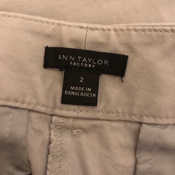 - Ann Taylor capris - Picture 2 of 2